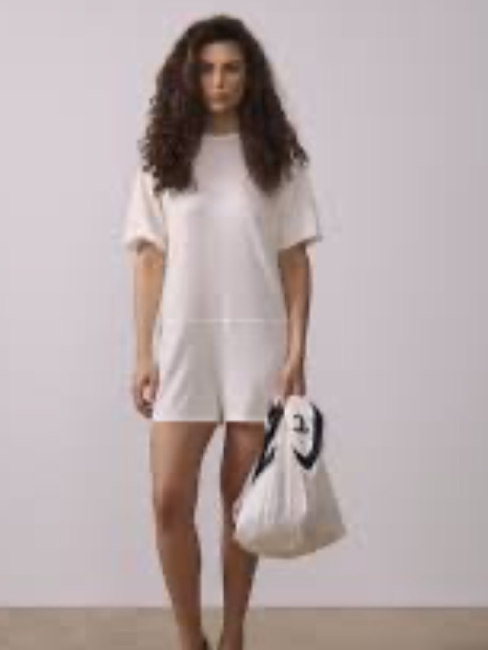 Zara Minimal flowy loose fit White Short Romper